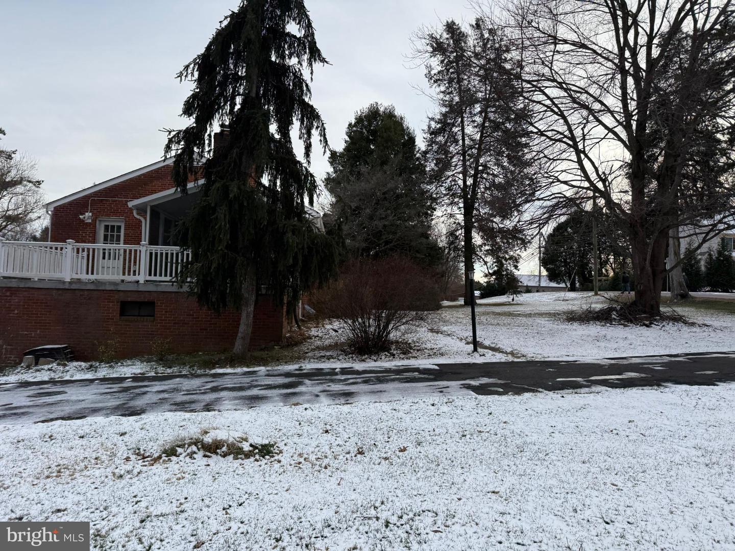 2807 CEDAR LN, VIENNA, Virginia 22180, 3 Bedrooms Bedrooms, ,1 BathroomBathrooms,Residential,For sale,2807 CEDAR LN,VAFX2282702 MLS # VAFX2282702 2807 CEDAR LN, VIENNA, Virginia 22180, 3 Bedrooms Bedrooms, ,1 BathroomBathrooms,Residential,For sale,2807 CEDAR LN,VAFX2282702 MLS # VAFX2282702