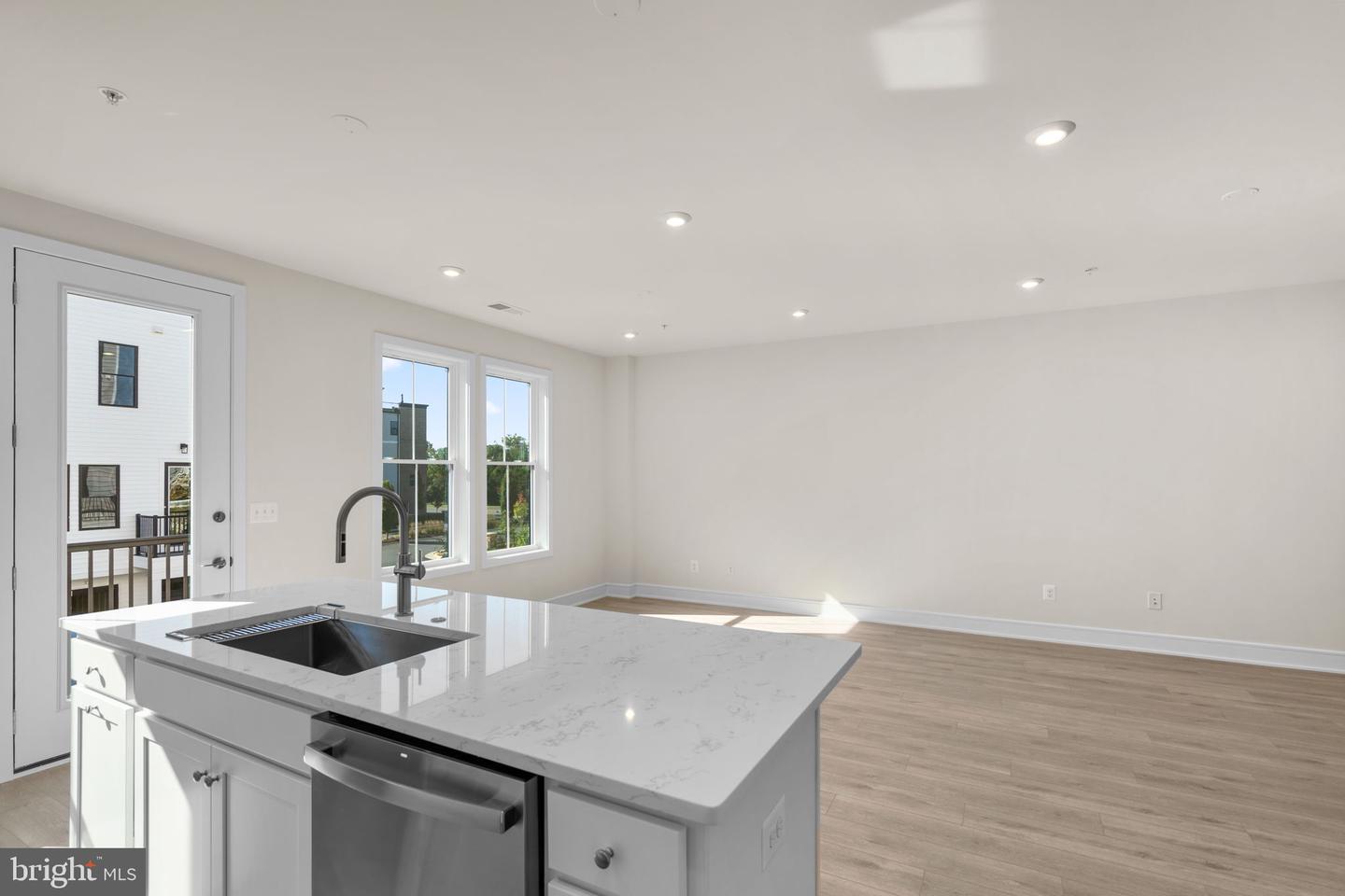 21764 DOLLIS HILL TER, BROADLANDS, Virginia 20148, 3 Bedrooms Bedrooms, ,2 BathroomsBathrooms,Residential,For sale,21764 DOLLIS HILL TER,VALO2112466 MLS # VALO2112466 21764 DOLLIS HILL TER, BROADLANDS, Virginia 20148, 3 Bedrooms Bedrooms, ,2 BathroomsBathrooms,Residential,For sale,21764 DOLLIS HILL TER,VALO2112466 MLS # VALO2112466