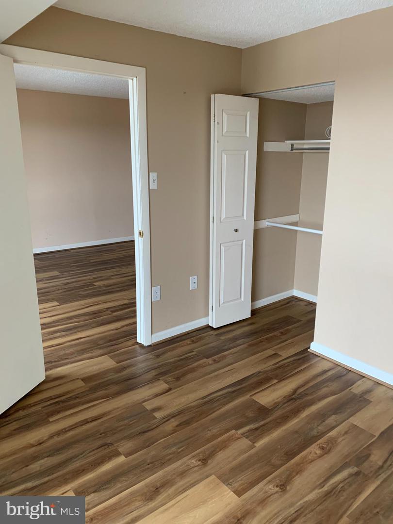 5300 HOLMES RUN PKWY #1209, ALEXANDRIA, Virginia 22304, 2 Bedrooms Bedrooms, ,2 BathroomsBathrooms,Residential,For sale,5300 HOLMES RUN PKWY #1209,VAAX2052474 MLS # VAAX2052474 5300 HOLMES RUN PKWY #1209, ALEXANDRIA, Virginia 22304, 2 Bedrooms Bedrooms, ,2 BathroomsBathrooms,Residential,For sale,5300 HOLMES RUN PKWY #1209,VAAX2052474 MLS # VAAX2052474