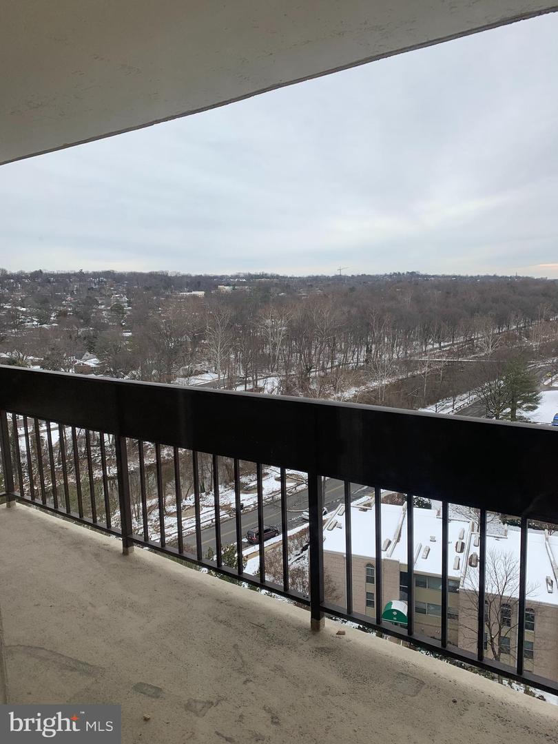 5300 HOLMES RUN PKWY #1209, ALEXANDRIA, Virginia 22304, 2 Bedrooms Bedrooms, ,2 BathroomsBathrooms,Residential,For sale,5300 HOLMES RUN PKWY #1209,VAAX2052474 MLS # VAAX2052474 5300 HOLMES RUN PKWY #1209, ALEXANDRIA, Virginia 22304, 2 Bedrooms Bedrooms, ,2 BathroomsBathrooms,Residential,For sale,5300 HOLMES RUN PKWY #1209,VAAX2052474 MLS # VAAX2052474