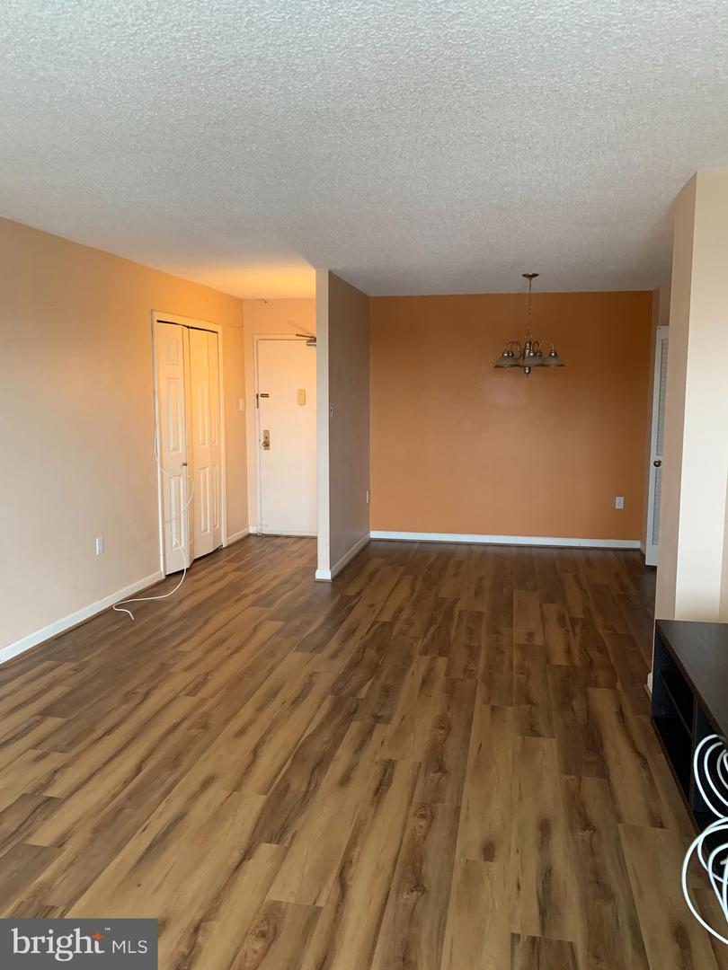 5300 HOLMES RUN PKWY #1209, ALEXANDRIA, Virginia 22304, 2 Bedrooms Bedrooms, ,2 BathroomsBathrooms,Residential,For sale,5300 HOLMES RUN PKWY #1209,VAAX2052474 MLS # VAAX2052474 5300 HOLMES RUN PKWY #1209, ALEXANDRIA, Virginia 22304, 2 Bedrooms Bedrooms, ,2 BathroomsBathrooms,Residential,For sale,5300 HOLMES RUN PKWY #1209,VAAX2052474 MLS # VAAX2052474