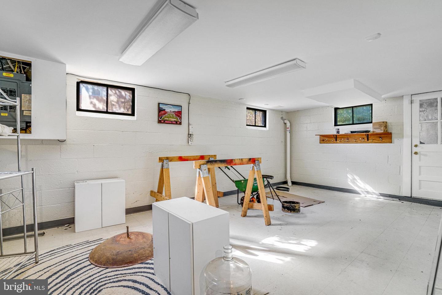 8230 GREGORY DR, ALEXANDRIA, Virginia 22309, 3 Bedrooms Bedrooms, ,2 BathroomsBathrooms,Residential,For sale,8230 GREGORY DR,VAFX2282738 MLS # VAFX2282738 8230 GREGORY DR, ALEXANDRIA, Virginia 22309, 3 Bedrooms Bedrooms, ,2 BathroomsBathrooms,Residential,For sale,8230 GREGORY DR,VAFX2282738 MLS # VAFX2282738