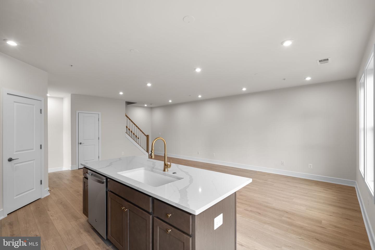 43305 FARRINGDON SQ, BROADLANDS, Virginia 20148, 3 Bedrooms Bedrooms, ,2 BathroomsBathrooms,Residential,For sale,43305 FARRINGDON SQ,VALO2112468 MLS # VALO2112468 43305 FARRINGDON SQ, BROADLANDS, Virginia 20148, 3 Bedrooms Bedrooms, ,2 BathroomsBathrooms,Residential,For sale,43305 FARRINGDON SQ,VALO2112468 MLS # VALO2112468