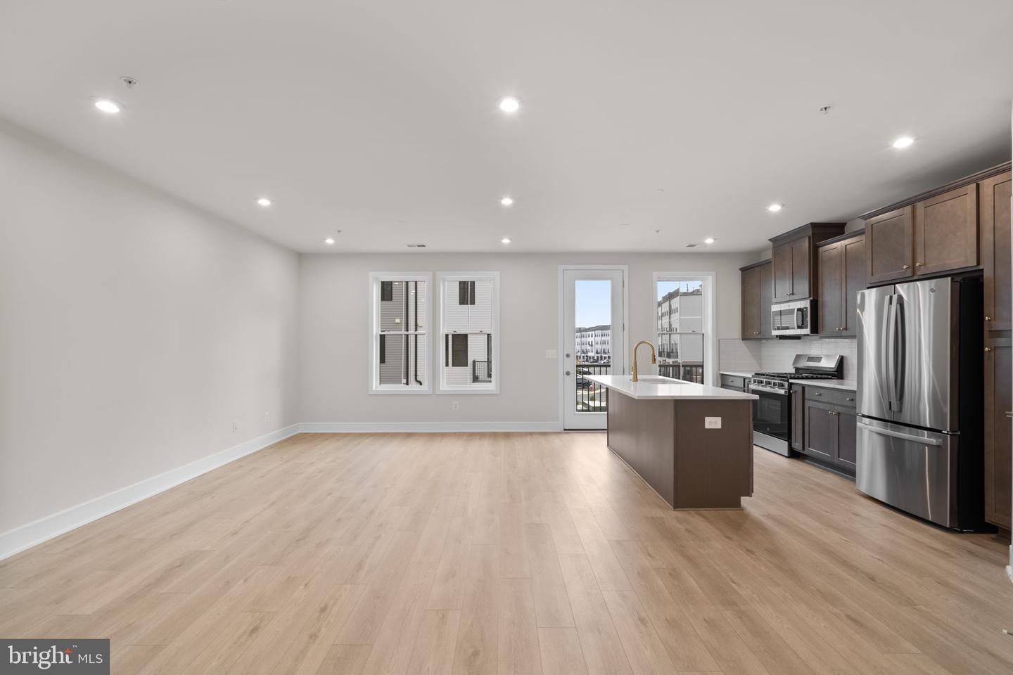 43305 FARRINGDON SQ, BROADLANDS, Virginia 20148, 3 Bedrooms Bedrooms, ,2 BathroomsBathrooms,Residential,For sale,43305 FARRINGDON SQ,VALO2112468 MLS # VALO2112468 43305 FARRINGDON SQ, BROADLANDS, Virginia 20148, 3 Bedrooms Bedrooms, ,2 BathroomsBathrooms,Residential,For sale,43305 FARRINGDON SQ,VALO2112468 MLS # VALO2112468