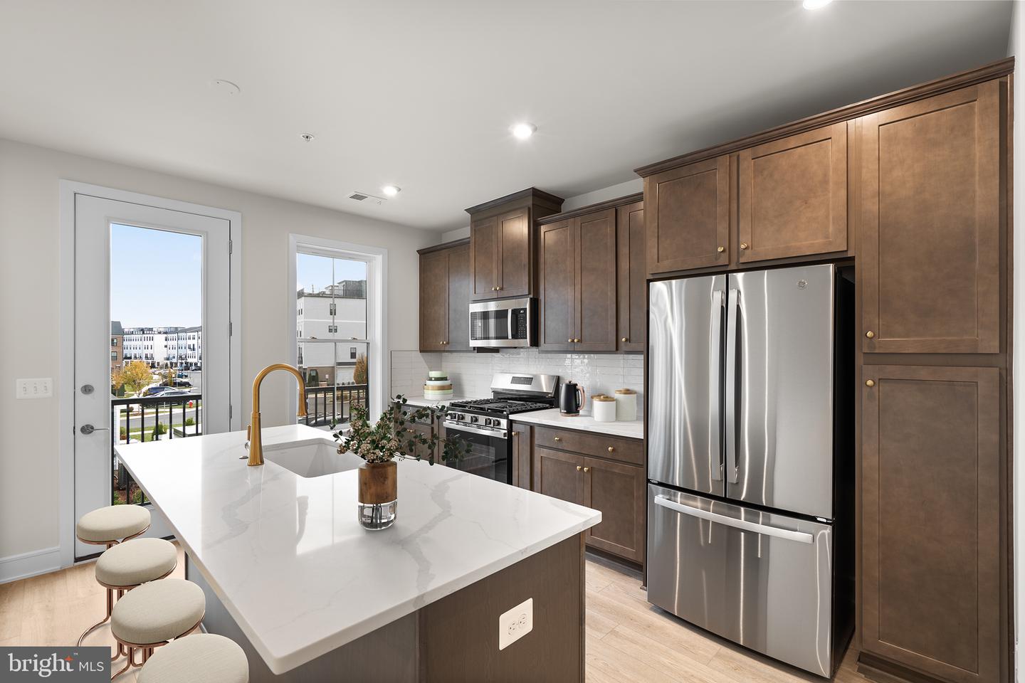 43305 FARRINGDON SQ, BROADLANDS, Virginia 20148, 3 Bedrooms Bedrooms, ,2 BathroomsBathrooms,Residential,For sale,43305 FARRINGDON SQ,VALO2112468 MLS # VALO2112468 43305 FARRINGDON SQ, BROADLANDS, Virginia 20148, 3 Bedrooms Bedrooms, ,2 BathroomsBathrooms,Residential,For sale,43305 FARRINGDON SQ,VALO2112468 MLS # VALO2112468