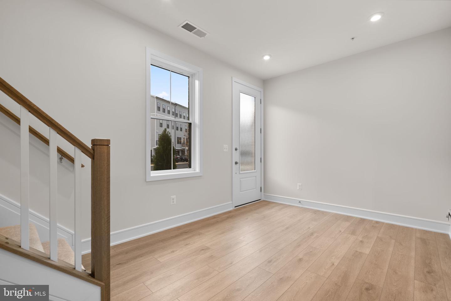 43305 FARRINGDON SQ, BROADLANDS, Virginia 20148, 3 Bedrooms Bedrooms, ,2 BathroomsBathrooms,Residential,For sale,43305 FARRINGDON SQ,VALO2112468 MLS # VALO2112468 43305 FARRINGDON SQ, BROADLANDS, Virginia 20148, 3 Bedrooms Bedrooms, ,2 BathroomsBathrooms,Residential,For sale,43305 FARRINGDON SQ,VALO2112468 MLS # VALO2112468