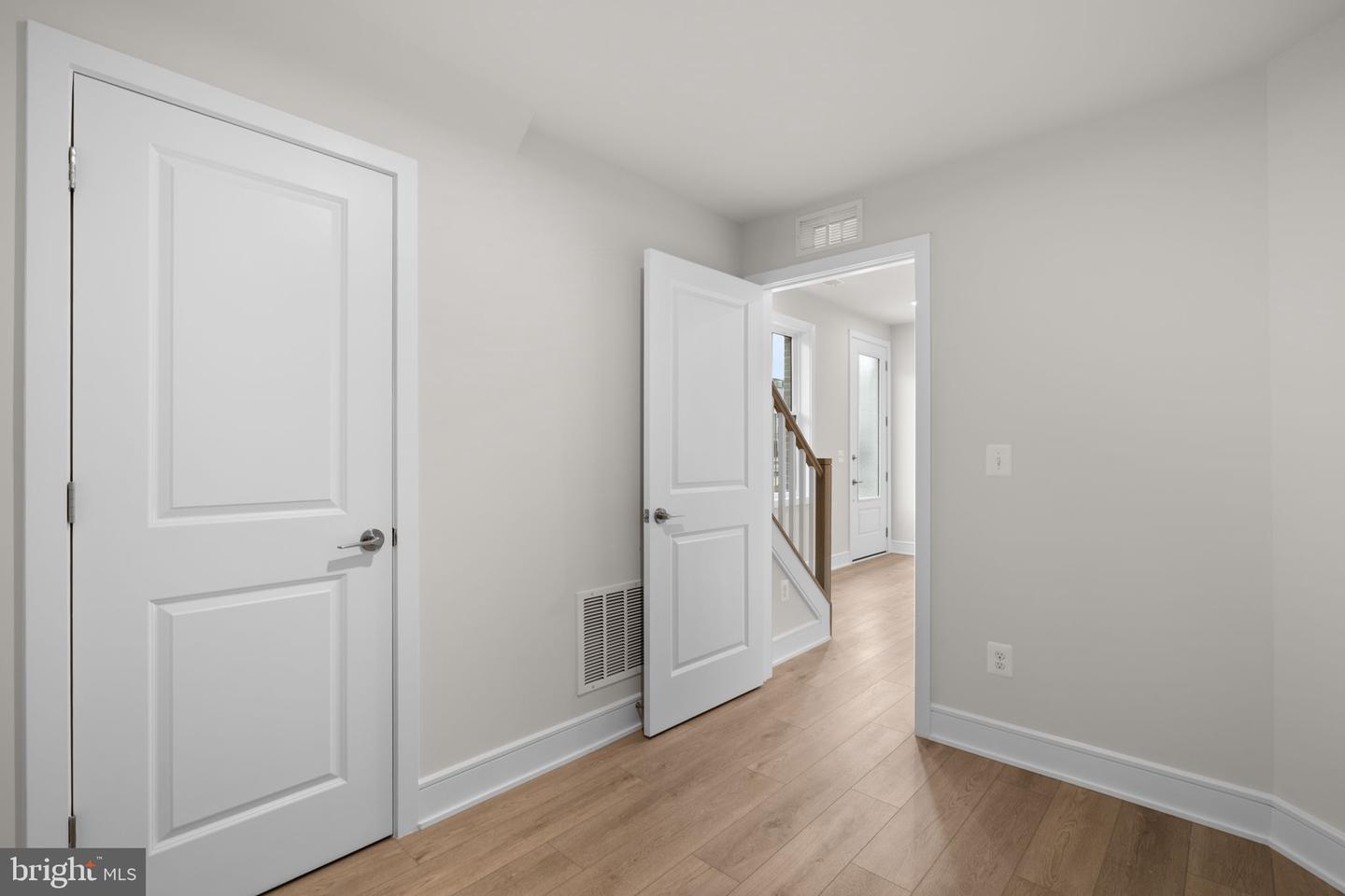 43305 FARRINGDON SQ, BROADLANDS, Virginia 20148, 3 Bedrooms Bedrooms, ,2 BathroomsBathrooms,Residential,For sale,43305 FARRINGDON SQ,VALO2112468 MLS # VALO2112468 43305 FARRINGDON SQ, BROADLANDS, Virginia 20148, 3 Bedrooms Bedrooms, ,2 BathroomsBathrooms,Residential,For sale,43305 FARRINGDON SQ,VALO2112468 MLS # VALO2112468