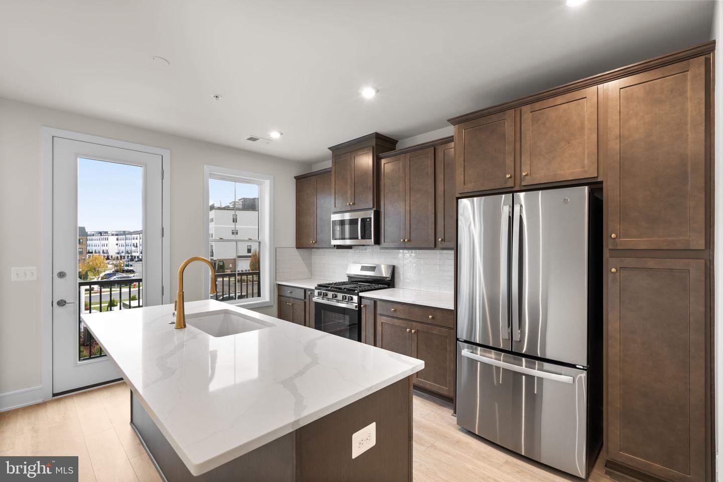 43305 FARRINGDON SQ, BROADLANDS, Virginia 20148, 3 Bedrooms Bedrooms, ,2 BathroomsBathrooms,Residential,For sale,43305 FARRINGDON SQ,VALO2112468 MLS # VALO2112468 43305 FARRINGDON SQ, BROADLANDS, Virginia 20148, 3 Bedrooms Bedrooms, ,2 BathroomsBathrooms,Residential,For sale,43305 FARRINGDON SQ,VALO2112468 MLS # VALO2112468