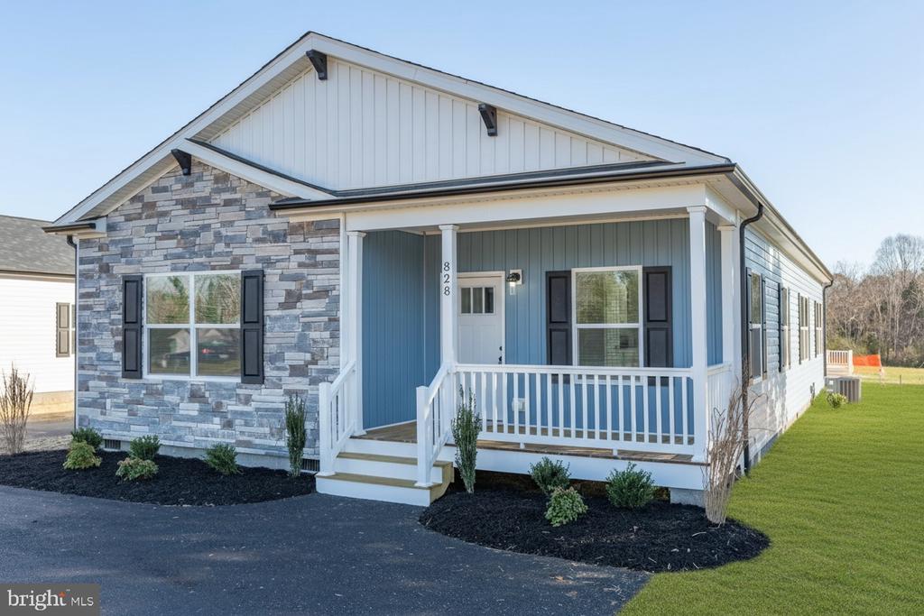 828 MINERAL AVE, MINERAL, Virginia 23117, 3 Bedrooms Bedrooms, ,2 BathroomsBathrooms,Residential,828 MINERAL AVE,VALA2005978 MLS # VALA2005978