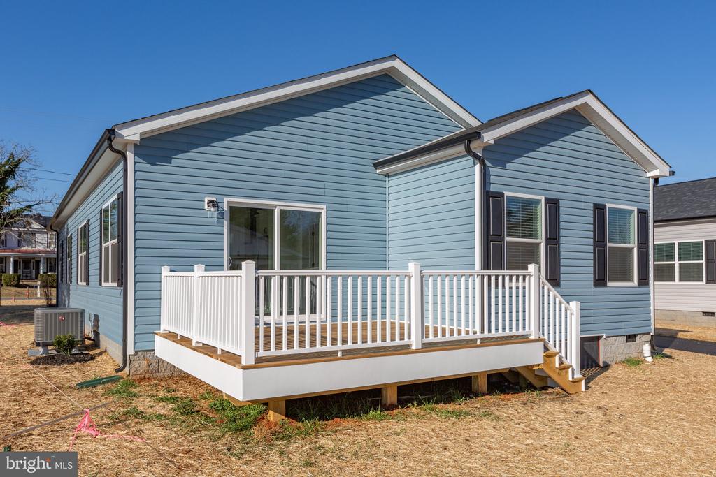 828 MINERAL AVE, MINERAL, Virginia 23117, 3 Bedrooms Bedrooms, ,2 BathroomsBathrooms,Residential,828 MINERAL AVE,VALA2005978 MLS # VALA2005978