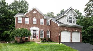 15750 CHIMNEY ROCK TER, WOODBRIDGE, Virginia 22193, 5 Bedrooms Bedrooms, ,3 BathroomsBathrooms,Residential,For sale,15750 CHIMNEY ROCK TER,VAPW2098426 MLS # VAPW2098426