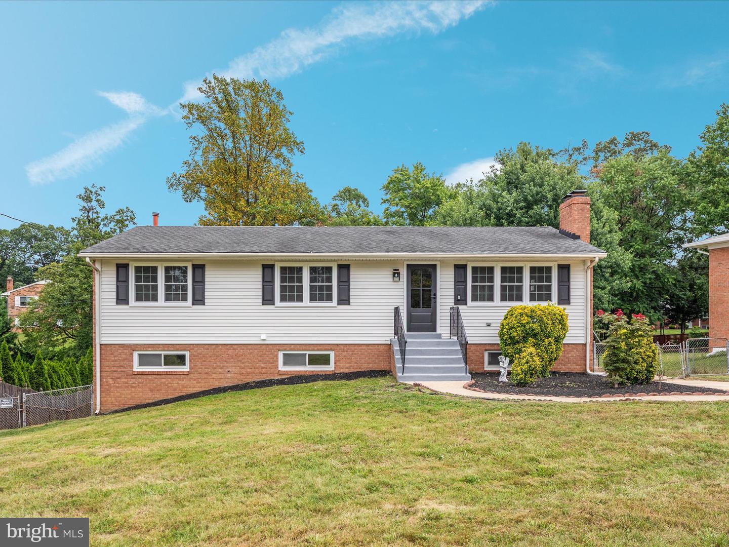 5625 MAXINE CT, ALEXANDRIA, Virginia 22310, 7 Bedrooms Bedrooms, 11 Rooms Rooms,4 BathroomsBathrooms,Residential,For sale,5625 MAXINE CT,VAFX2261474 MLS # VAFX2261474