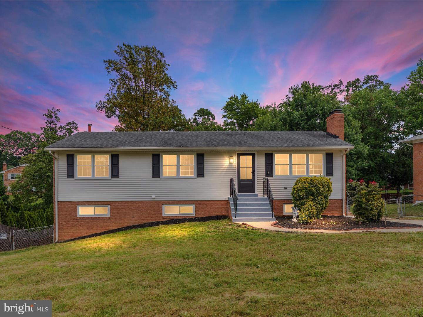 5625 MAXINE CT, ALEXANDRIA, Virginia 22310, 7 Bedrooms Bedrooms, 11 Rooms Rooms,4 BathroomsBathrooms,Residential,For sale,5625 MAXINE CT,VAFX2261474 MLS # VAFX2261474