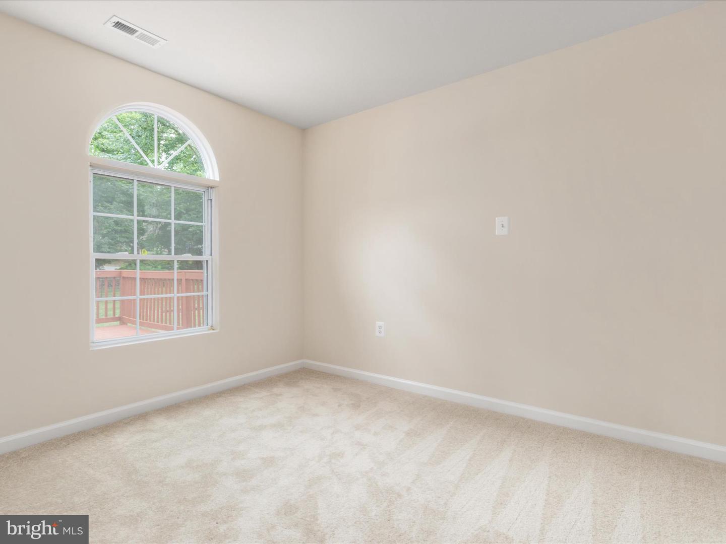 5625 MAXINE CT, ALEXANDRIA, Virginia 22310, 7 Bedrooms Bedrooms, 11 Rooms Rooms,4 BathroomsBathrooms,Residential,For sale,5625 MAXINE CT,VAFX2261474 MLS # VAFX2261474