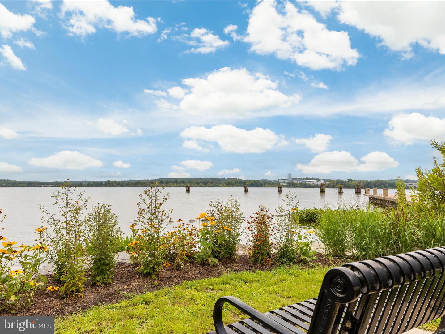 5625 MAXINE CT, ALEXANDRIA, Virginia 22310, 7 Bedrooms Bedrooms, 11 Rooms Rooms,4 BathroomsBathrooms,Residential,For sale,5625 MAXINE CT,VAFX2261474 MLS # VAFX2261474