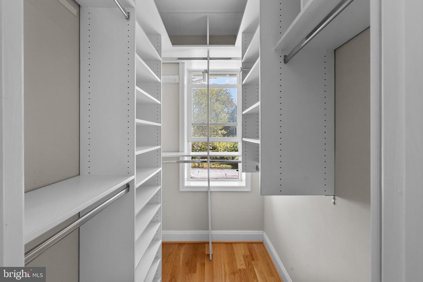 3916 5TH ST NW, WASHINGTON, District Of Columbia 20011, 3 Bedrooms Bedrooms, ,4 BathroomsBathrooms,Residential,For sale,3916 5TH ST NW,DCDC2217378 MLS # DCDC2217378