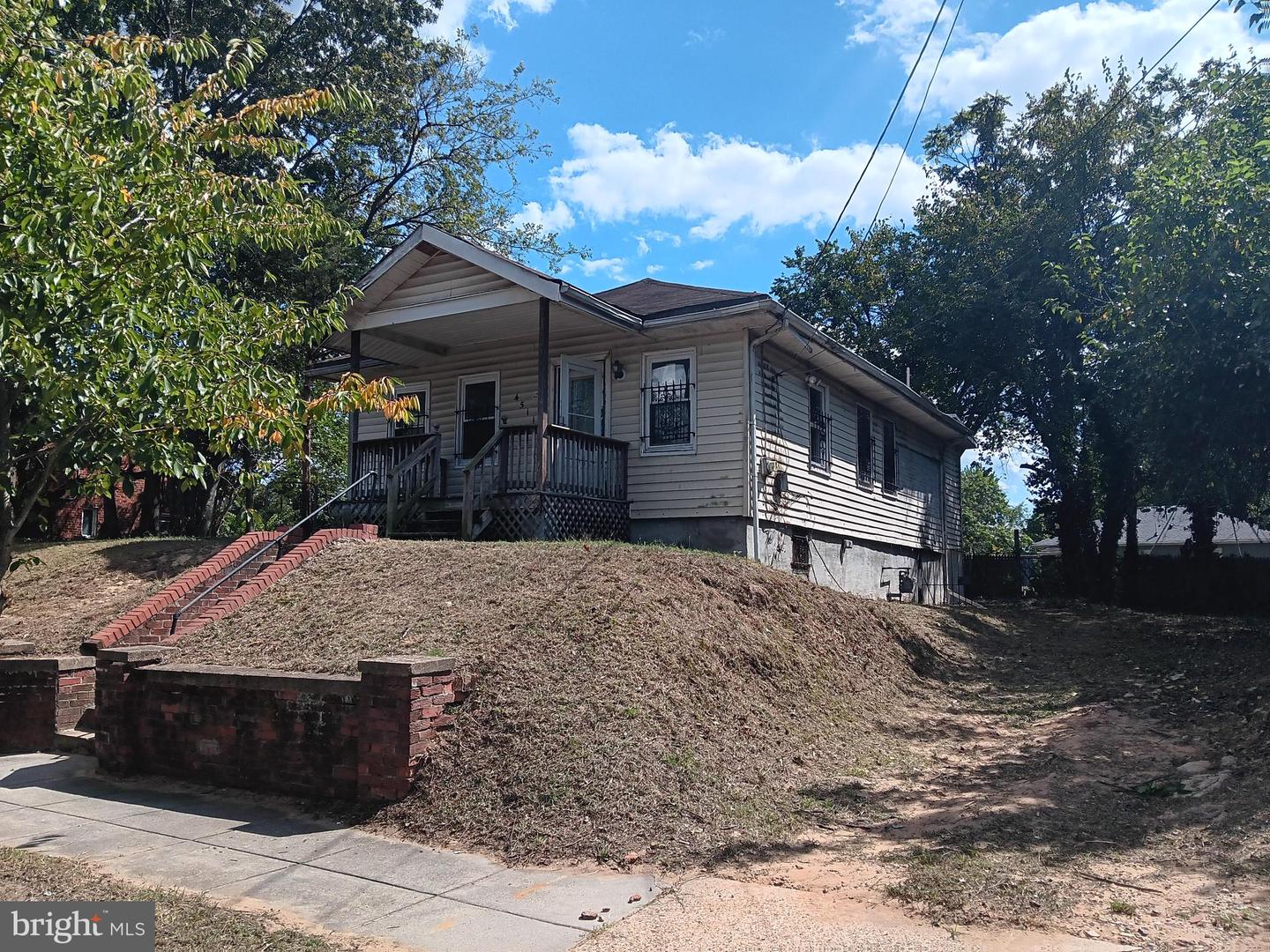 4511 EADS ST NE, WASHINGTON, District Of Columbia 20019, 2 Bedrooms Bedrooms, ,1 BathroomBathrooms,Residential,For sale,4511 EADS ST NE,DCDC2222128 MLS # DCDC2222128 4511 EADS ST NE, WASHINGTON, District Of Columbia 20019, 2 Bedrooms Bedrooms, ,1 BathroomBathrooms,Residential,For sale,4511 EADS ST NE,DCDC2222128 MLS # DCDC2222128