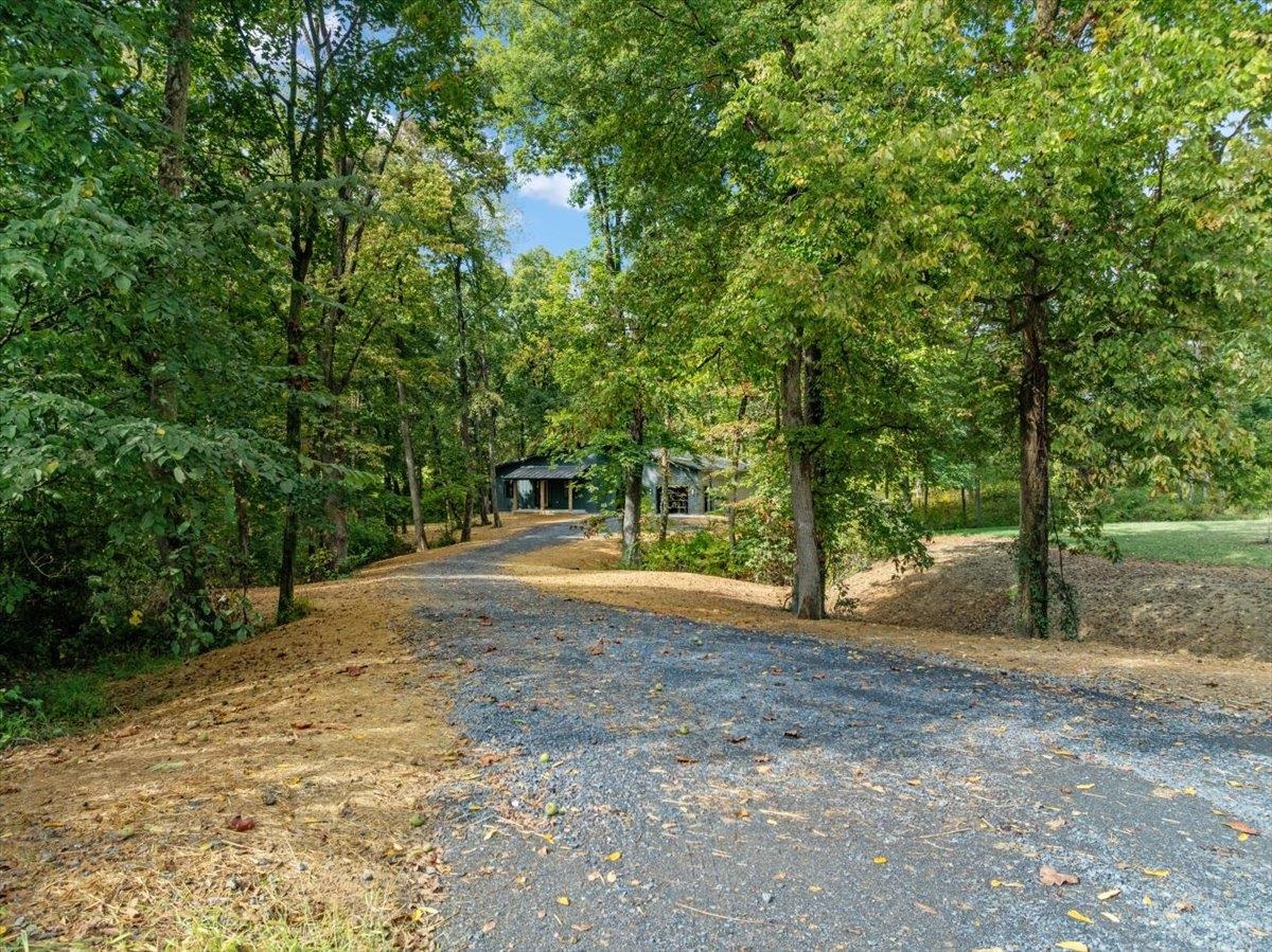 126 CHICKADEE CT, WOODSTOCK, Virginia 22664, 2 Bedrooms Bedrooms, ,2 BathroomsBathrooms,Residential,Walton Woods Subdivision,126 CHICKADEE CT,671897 MLS # 671897 126 CHICKADEE CT, WOODSTOCK, Virginia 22664, 2 Bedrooms Bedrooms, ,2 BathroomsBathrooms,Residential,Walton Woods Subdivision,126 CHICKADEE CT,671897 MLS # 671897