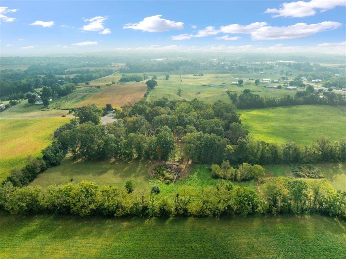 126 CHICKADEE CT, WOODSTOCK, Virginia 22664, 2 Bedrooms Bedrooms, ,2 BathroomsBathrooms,Residential,Walton Woods Subdivision,126 CHICKADEE CT,671897 MLS # 671897 126 CHICKADEE CT, WOODSTOCK, Virginia 22664, 2 Bedrooms Bedrooms, ,2 BathroomsBathrooms,Residential,Walton Woods Subdivision,126 CHICKADEE CT,671897 MLS # 671897