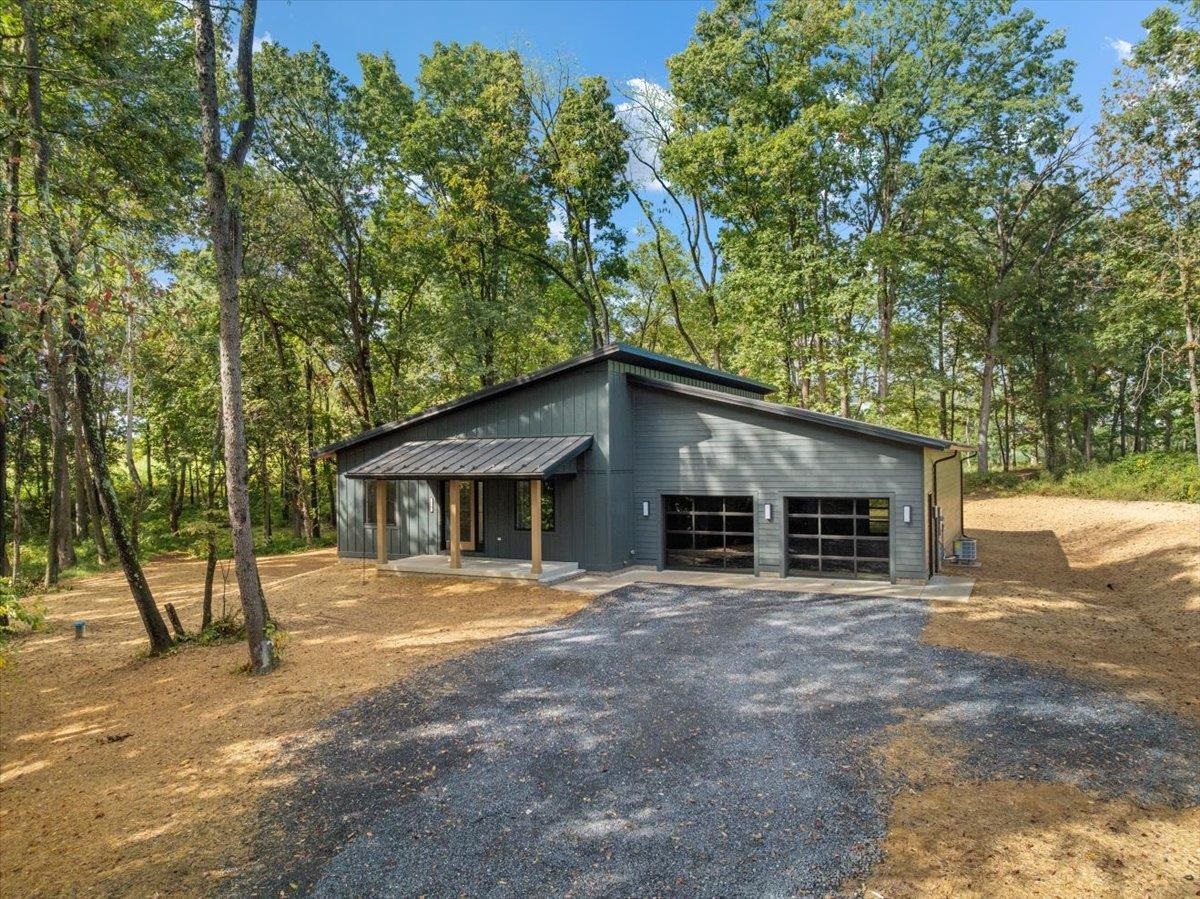 126 CHICKADEE CT, WOODSTOCK, Virginia 22664, 2 Bedrooms Bedrooms, ,2 BathroomsBathrooms,Residential,Walton Woods Subdivision,126 CHICKADEE CT,671897 MLS # 671897 126 CHICKADEE CT, WOODSTOCK, Virginia 22664, 2 Bedrooms Bedrooms, ,2 BathroomsBathrooms,Residential,Walton Woods Subdivision,126 CHICKADEE CT,671897 MLS # 671897