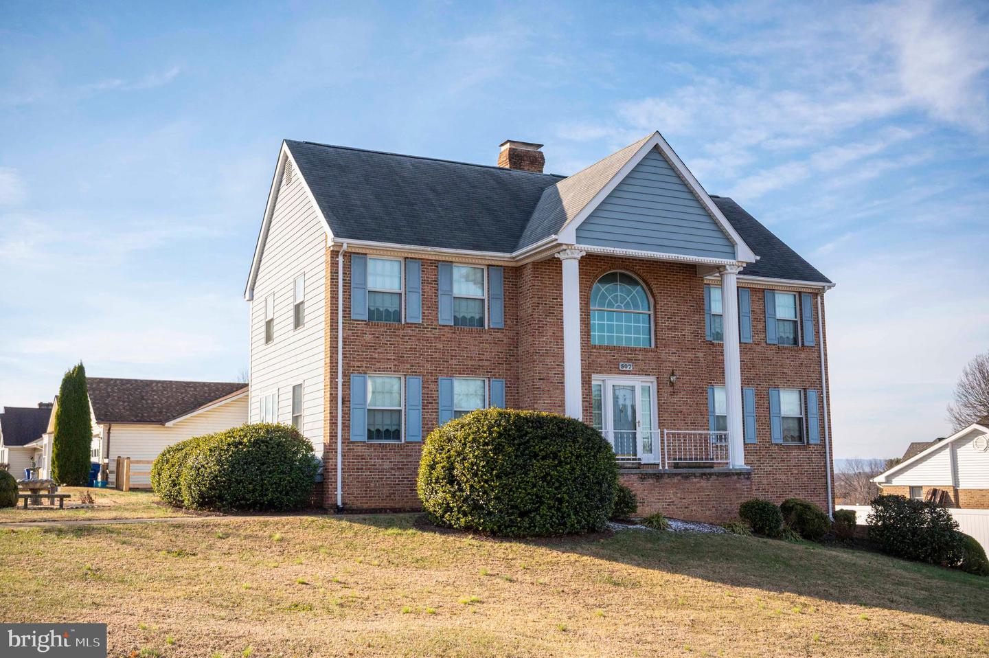 507 MEADOW LN, FRONT ROYAL, Virginia 22630, 5 Bedrooms Bedrooms, ,2 BathroomsBathrooms,Residential,For sale,507 MEADOW LN,VAWR2012418 MLS # VAWR2012418 507 MEADOW LN, FRONT ROYAL, Virginia 22630, 5 Bedrooms Bedrooms, ,2 BathroomsBathrooms,Residential,For sale,507 MEADOW LN,VAWR2012418 MLS # VAWR2012418