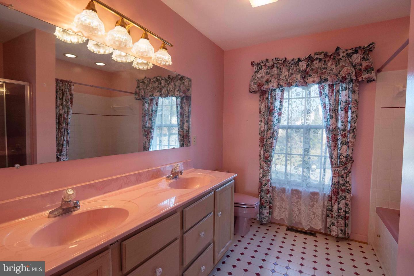 507 MEADOW LN, FRONT ROYAL, Virginia 22630, 5 Bedrooms Bedrooms, ,2 BathroomsBathrooms,Residential,For sale,507 MEADOW LN,VAWR2012418 MLS # VAWR2012418 507 MEADOW LN, FRONT ROYAL, Virginia 22630, 5 Bedrooms Bedrooms, ,2 BathroomsBathrooms,Residential,For sale,507 MEADOW LN,VAWR2012418 MLS # VAWR2012418