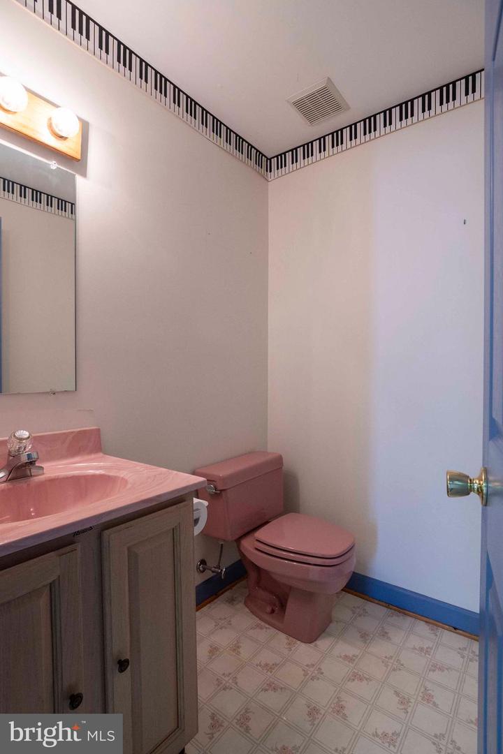 507 MEADOW LN, FRONT ROYAL, Virginia 22630, 5 Bedrooms Bedrooms, ,2 BathroomsBathrooms,Residential,For sale,507 MEADOW LN,VAWR2012418 MLS # VAWR2012418 507 MEADOW LN, FRONT ROYAL, Virginia 22630, 5 Bedrooms Bedrooms, ,2 BathroomsBathrooms,Residential,For sale,507 MEADOW LN,VAWR2012418 MLS # VAWR2012418