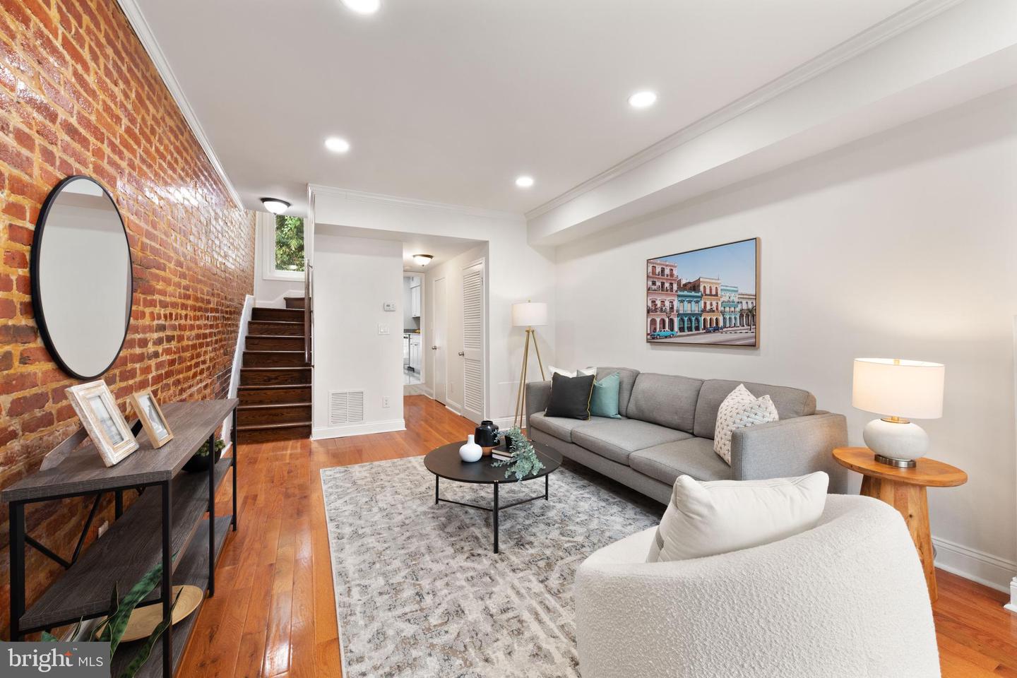 4829 41ST ST NW, WASHINGTON, District Of Columbia 20016, 2 Bedrooms Bedrooms, ,1 BathroomBathrooms,Residential,For sale,4829 41ST ST NW,DCDC2225044 MLS # DCDC2225044