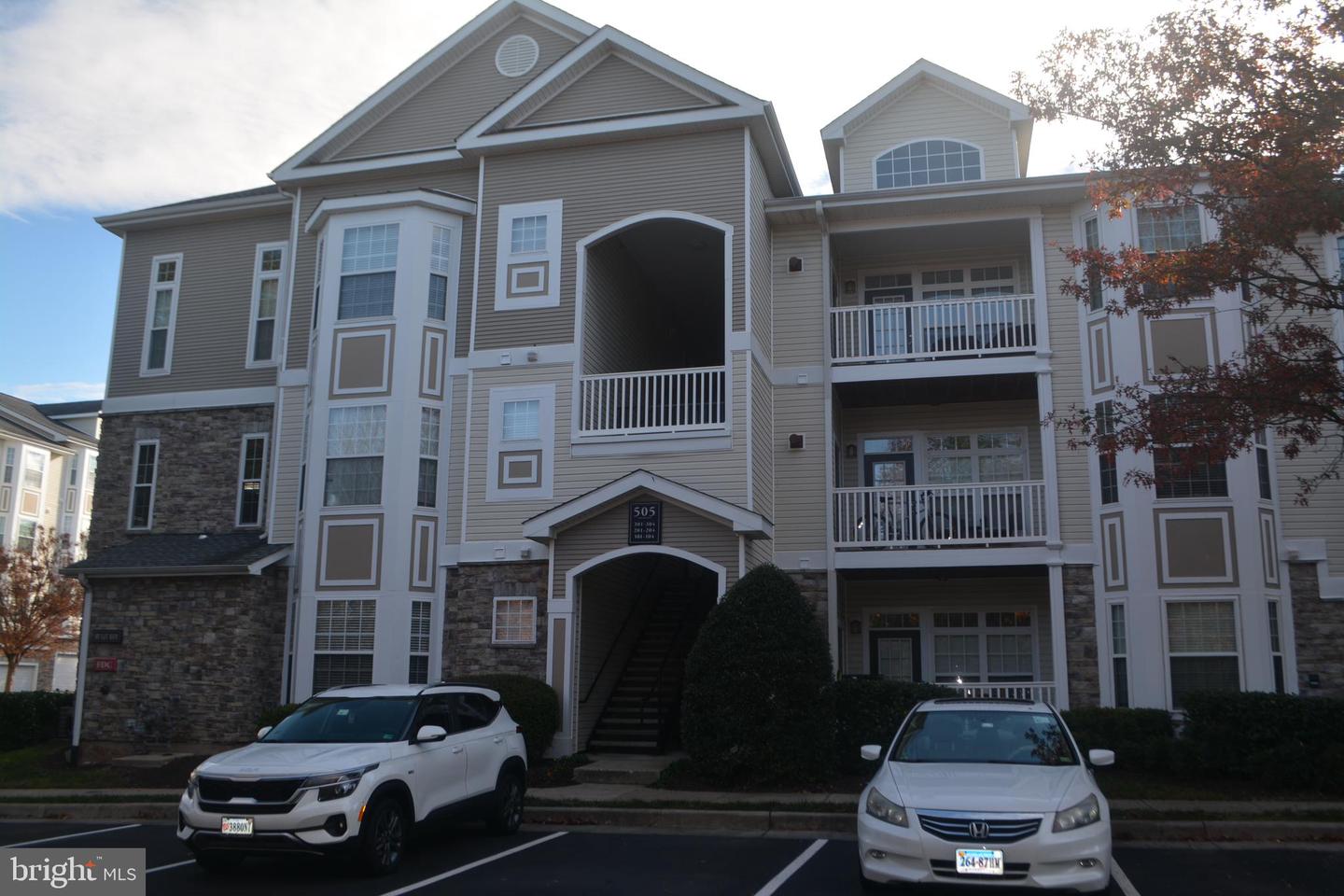 505 SUNSET VIEW TER SE #104, LEESBURG, Virginia 20175, 1 Bedroom Bedrooms, ,1 BathroomBathrooms,Residential,For sale,505 SUNSET VIEW TER SE #104,VALO2108120 MLS # VALO2108120 505 SUNSET VIEW TER SE #104, LEESBURG, Virginia 20175, 1 Bedroom Bedrooms, ,1 BathroomBathrooms,Residential,For sale,505 SUNSET VIEW TER SE #104,VALO2108120 MLS # VALO2108120