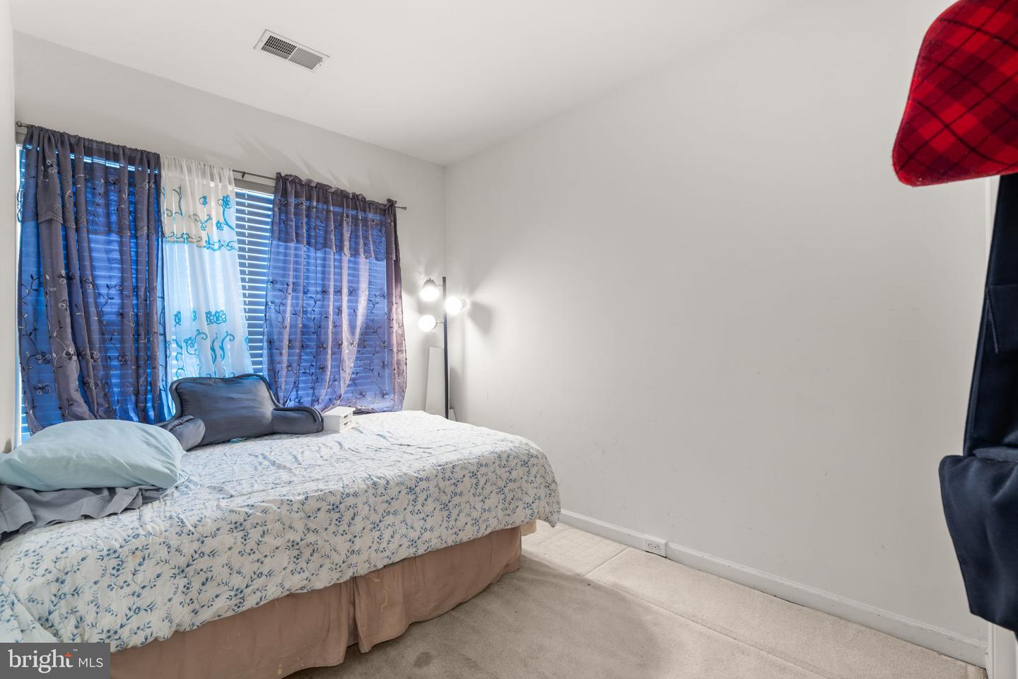 2612 CREEK MOOR CT, WOODBRIDGE, Virginia 22191, 3 Bedrooms Bedrooms, ,3 BathroomsBathrooms,Residential,For sale,2612 CREEK MOOR CT,VAPW2105574 MLS # VAPW2105574