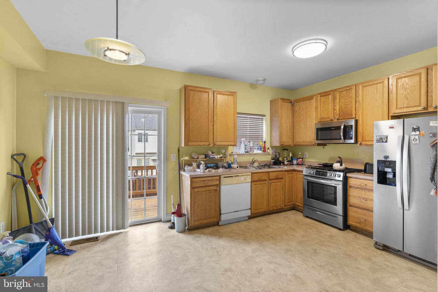 2612 CREEK MOOR CT, WOODBRIDGE, Virginia 22191, 3 Bedrooms Bedrooms, ,3 BathroomsBathrooms,Residential,For sale,2612 CREEK MOOR CT,VAPW2105574 MLS # VAPW2105574