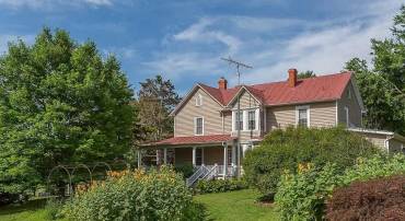 163 PLEASANT VIEW RD, STAUNTON, Virginia 24401, 4 Bedrooms Bedrooms, ,4 BathroomsBathrooms,Residential,163 PLEASANT VIEW RD,671903 MLS # 671903