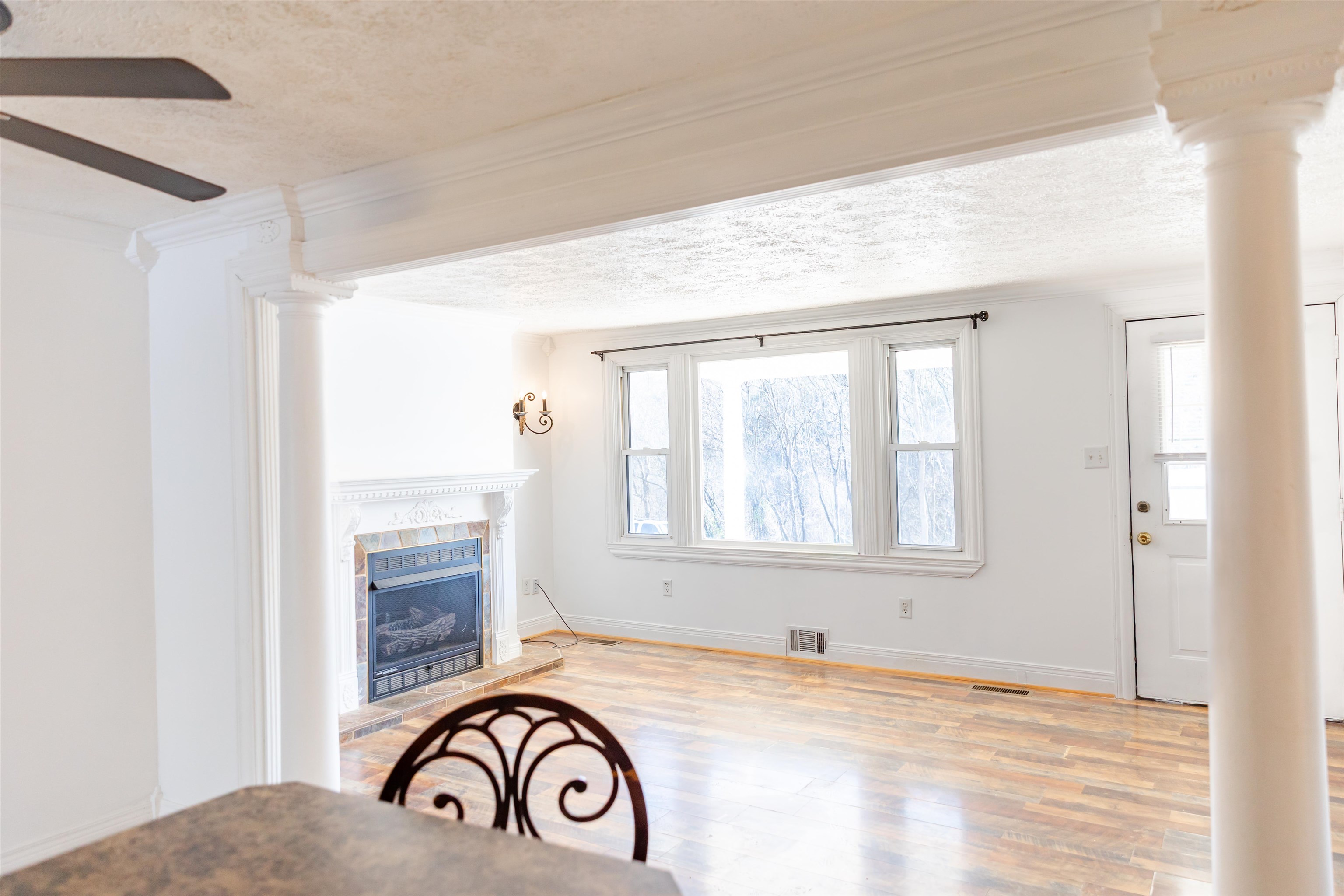 184 SW HILLSIDE DR, BUENA VISTA, Virginia 24416, 4 Bedrooms Bedrooms, ,2 BathroomsBathrooms,Residential,Section 8 Lot 9 Appointment of Substitute Instrume,184 SW HILLSIDE DR,671908 MLS # 671908