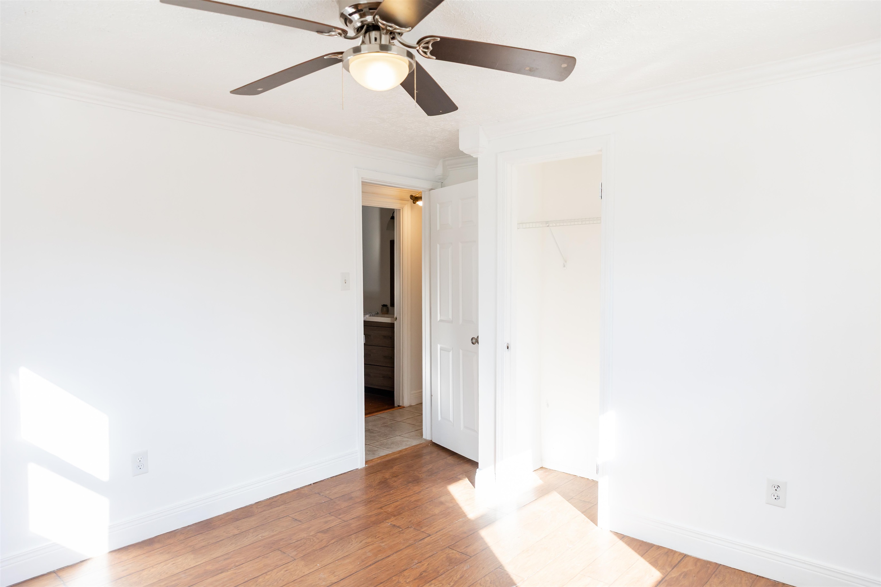 184 SW HILLSIDE DR, BUENA VISTA, Virginia 24416, 4 Bedrooms Bedrooms, ,2 BathroomsBathrooms,Residential,Section 8 Lot 9 Appointment of Substitute Instrume,184 SW HILLSIDE DR,671908 MLS # 671908