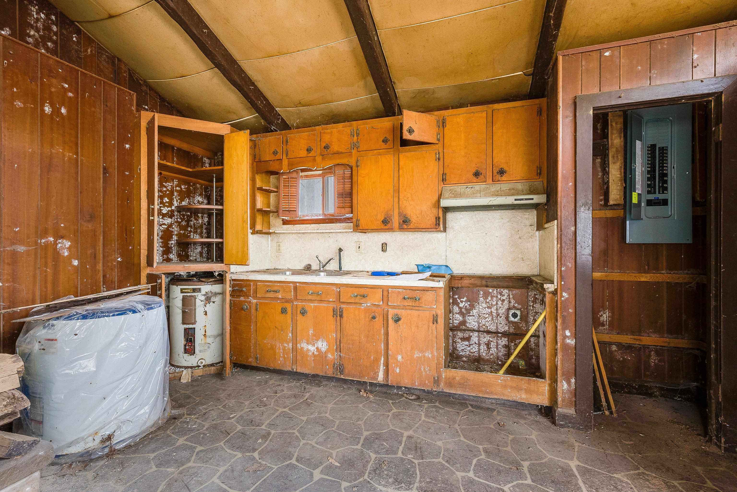 162 LOEWNER LN, HINTON, Virginia 22831, 2 Bedrooms Bedrooms, ,1 BathroomBathrooms,Residential,162 LOEWNER LN,671909 MLS # 671909 162 LOEWNER LN, HINTON, Virginia 22831, 2 Bedrooms Bedrooms, ,1 BathroomBathrooms,Residential,162 LOEWNER LN,671909 MLS # 671909