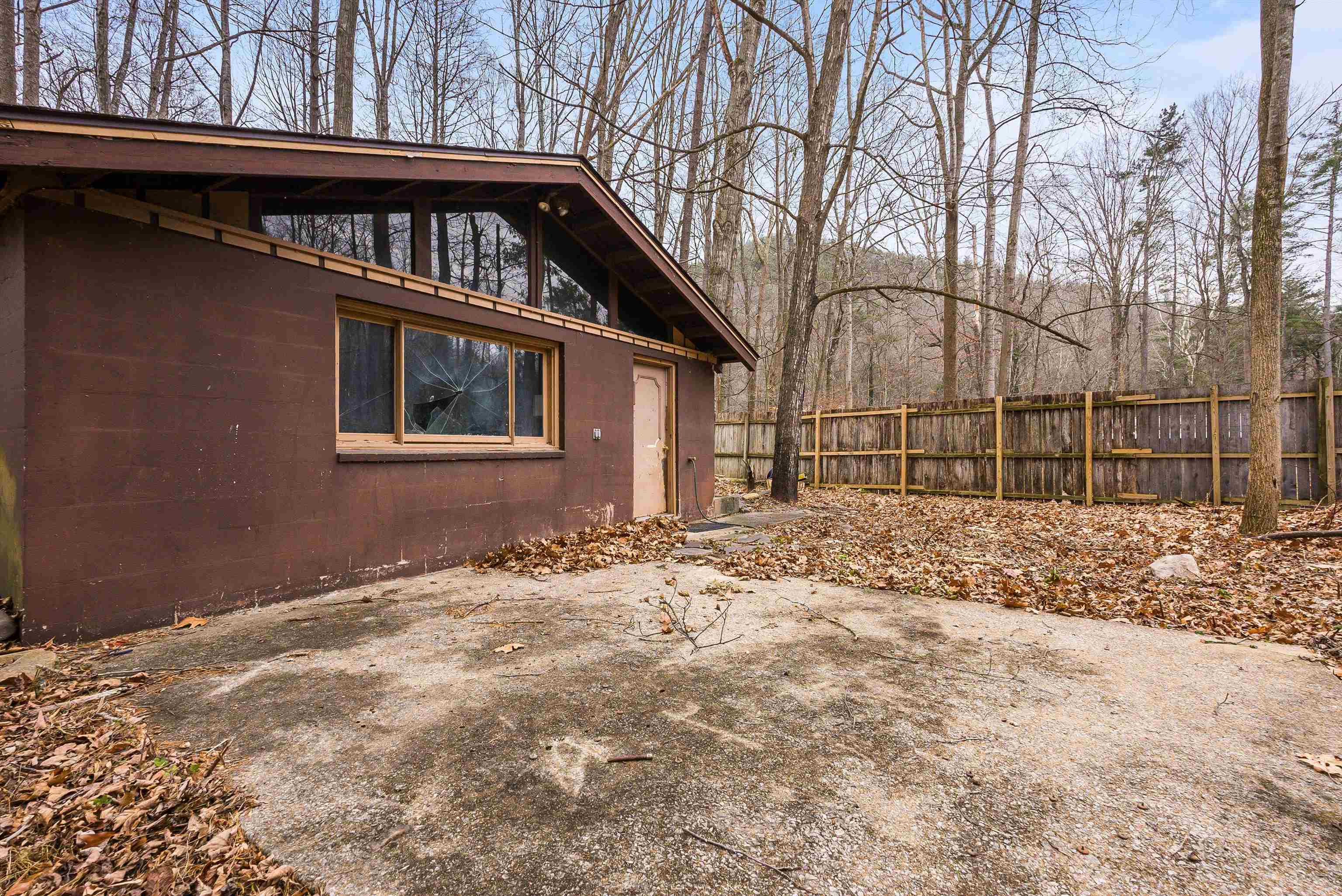 162 LOEWNER LN, HINTON, Virginia 22831, 2 Bedrooms Bedrooms, ,1 BathroomBathrooms,Residential,162 LOEWNER LN,671909 MLS # 671909 162 LOEWNER LN, HINTON, Virginia 22831, 2 Bedrooms Bedrooms, ,1 BathroomBathrooms,Residential,162 LOEWNER LN,671909 MLS # 671909