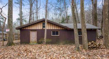 162 LOEWNER LN, HINTON, Virginia 22831, 2 Bedrooms Bedrooms, ,1 BathroomBathrooms,Residential,162 LOEWNER LN,671909 MLS # 671909