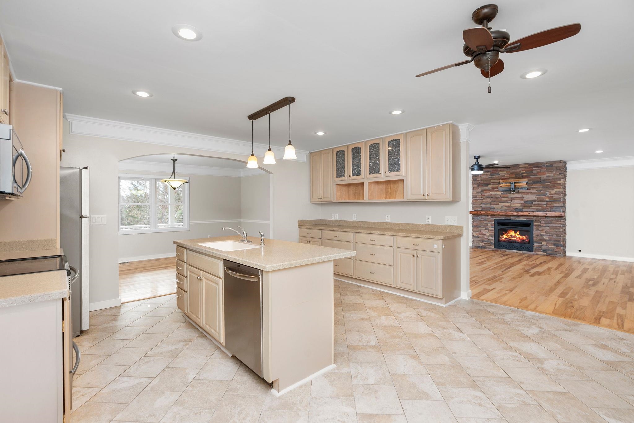 198 TURK MOUNTAIN LN, WAYNESBORO, Virginia 22980, 5 Bedrooms Bedrooms, ,3 BathroomsBathrooms,Residential,198 TURK MOUNTAIN LN,671911 MLS # 671911