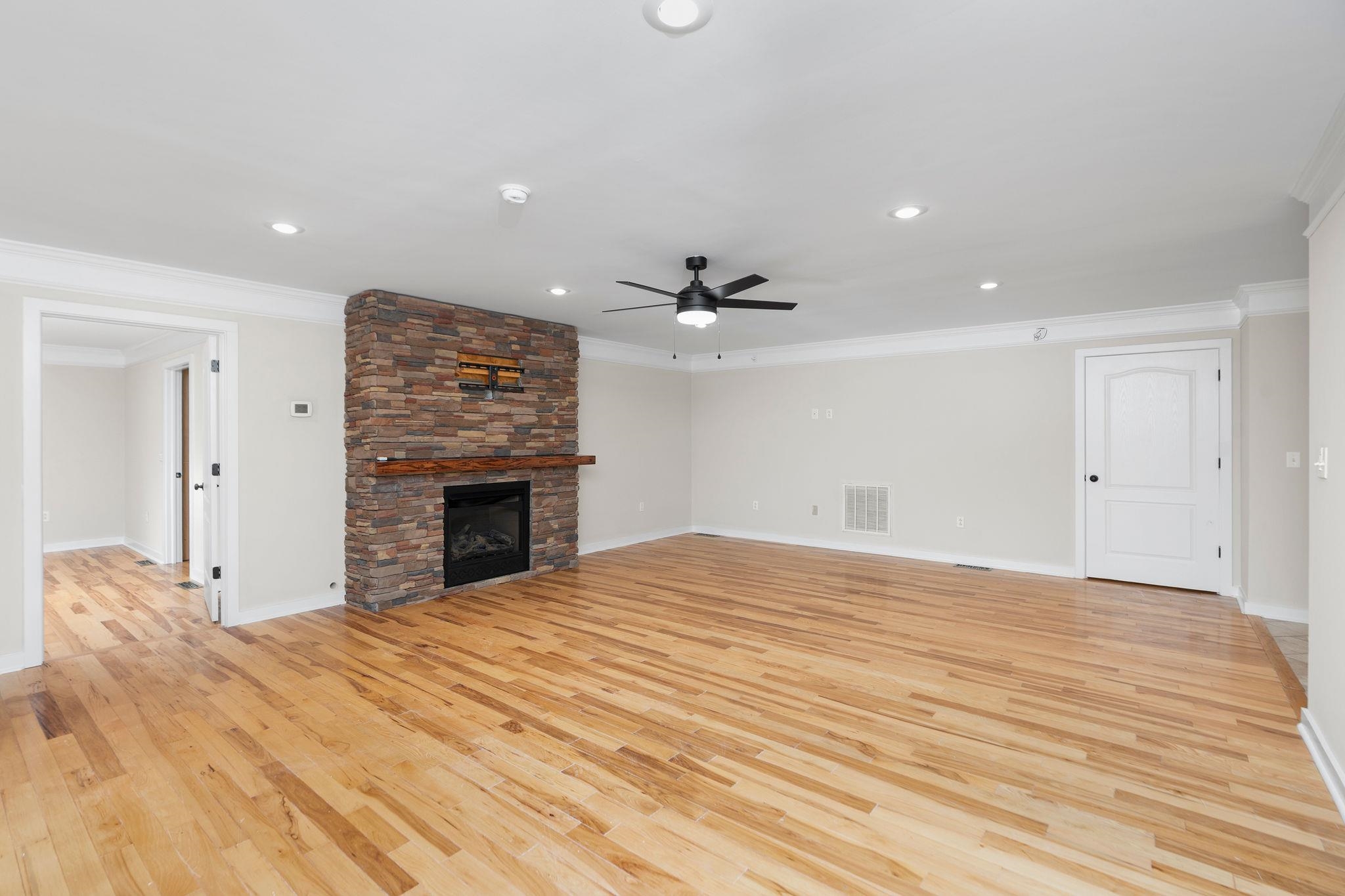 198 TURK MOUNTAIN LN, WAYNESBORO, Virginia 22980, 5 Bedrooms Bedrooms, ,3 BathroomsBathrooms,Residential,198 TURK MOUNTAIN LN,671911 MLS # 671911