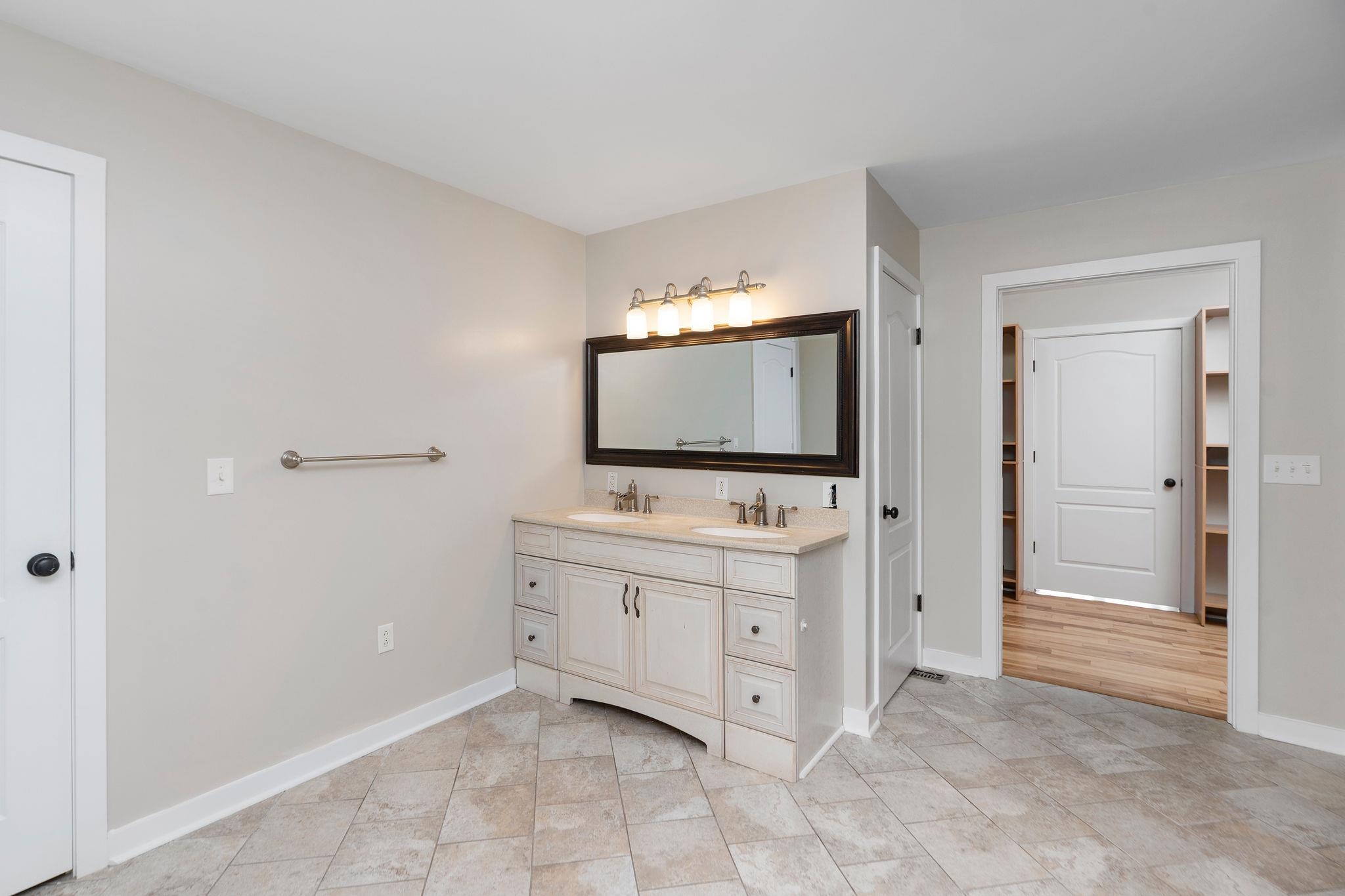 198 TURK MOUNTAIN LN, WAYNESBORO, Virginia 22980, 5 Bedrooms Bedrooms, ,3 BathroomsBathrooms,Residential,198 TURK MOUNTAIN LN,671911 MLS # 671911