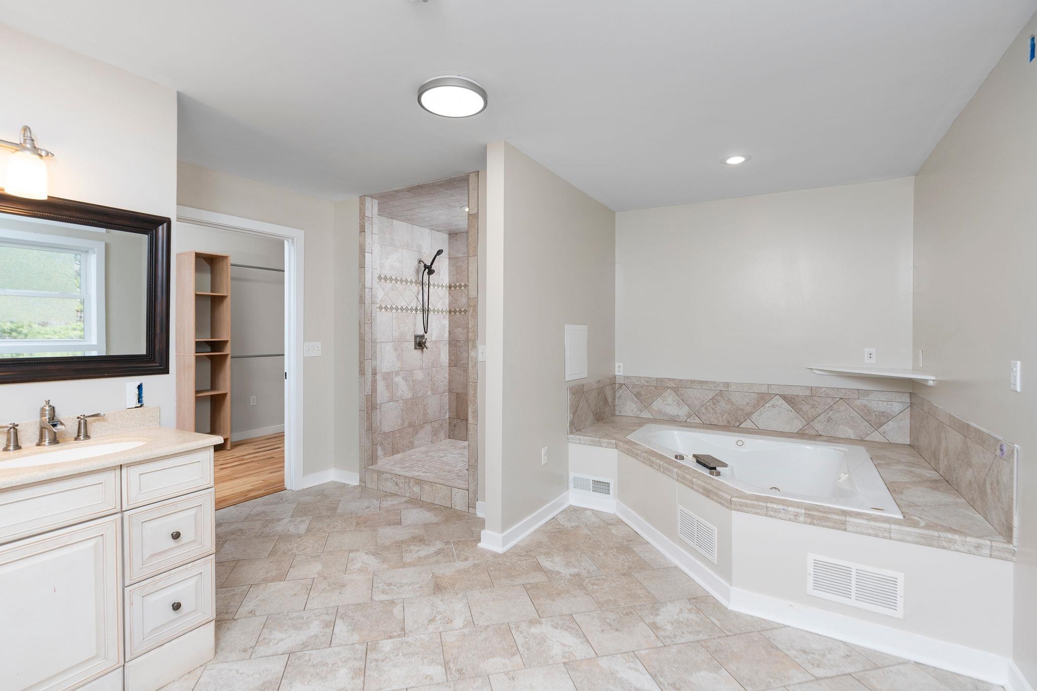 198 TURK MOUNTAIN LN, WAYNESBORO, Virginia 22980, 5 Bedrooms Bedrooms, ,3 BathroomsBathrooms,Residential,198 TURK MOUNTAIN LN,671911 MLS # 671911