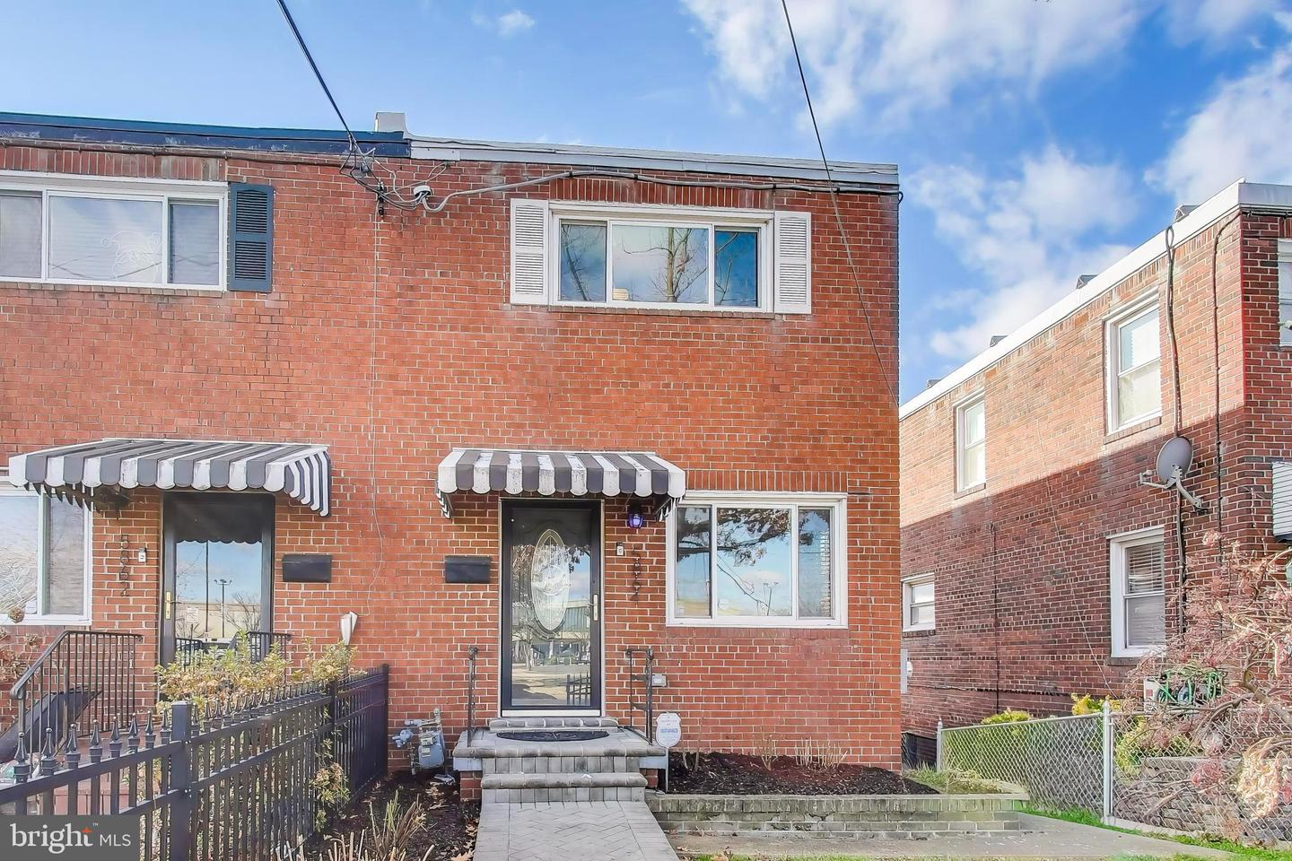 5864 EASTERN AVE NE, WASHINGTON, District Of Columbia 20011, 3 Bedrooms Bedrooms, 6 Rooms Rooms,1 BathroomBathrooms,Residential,For sale,5864 EASTERN AVE NE,DCDC2227312 MLS # DCDC2227312 5864 EASTERN AVE NE, WASHINGTON, District Of Columbia 20011, 3 Bedrooms Bedrooms, 6 Rooms Rooms,1 BathroomBathrooms,Residential,For sale,5864 EASTERN AVE NE,DCDC2227312 MLS # DCDC2227312