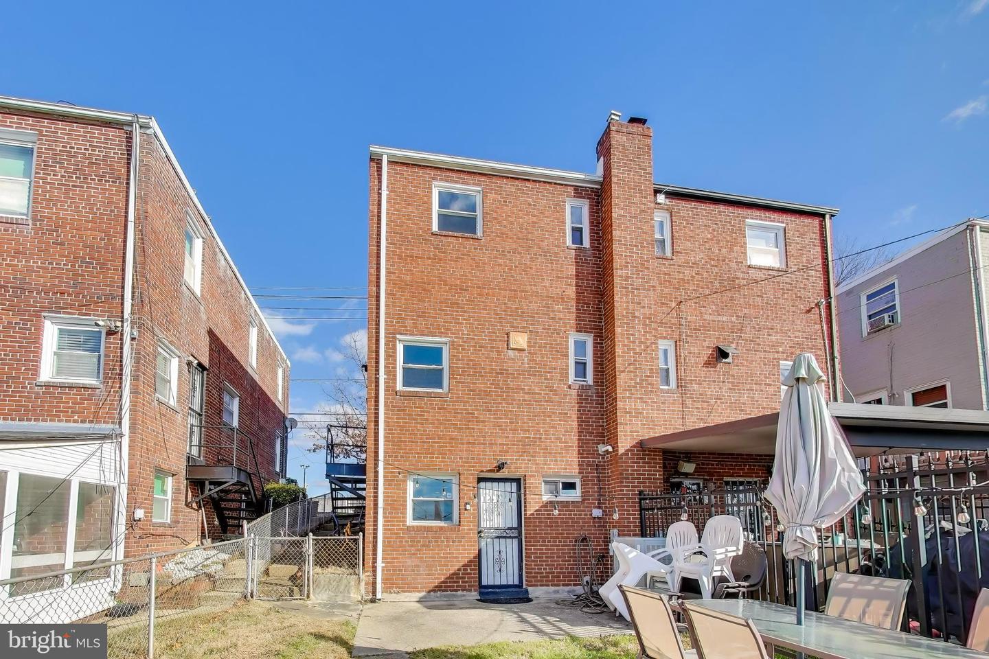 5864 EASTERN AVE NE, WASHINGTON, District Of Columbia 20011, 3 Bedrooms Bedrooms, 6 Rooms Rooms,1 BathroomBathrooms,Residential,For sale,5864 EASTERN AVE NE,DCDC2227312 MLS # DCDC2227312 5864 EASTERN AVE NE, WASHINGTON, District Of Columbia 20011, 3 Bedrooms Bedrooms, 6 Rooms Rooms,1 BathroomBathrooms,Residential,For sale,5864 EASTERN AVE NE,DCDC2227312 MLS # DCDC2227312