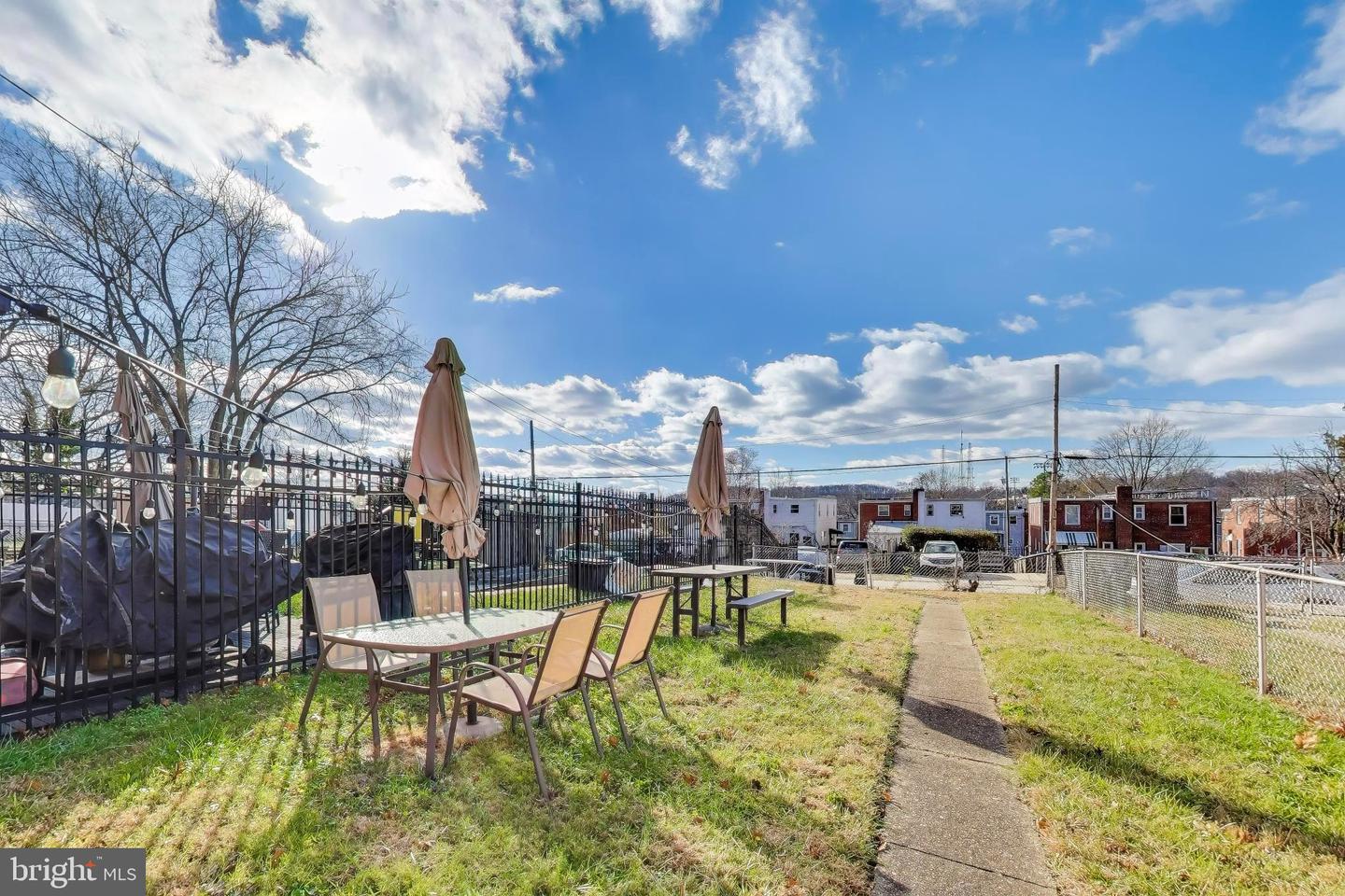 5864 EASTERN AVE NE, WASHINGTON, District Of Columbia 20011, 3 Bedrooms Bedrooms, 6 Rooms Rooms,1 BathroomBathrooms,Residential,For sale,5864 EASTERN AVE NE,DCDC2227312 MLS # DCDC2227312 5864 EASTERN AVE NE, WASHINGTON, District Of Columbia 20011, 3 Bedrooms Bedrooms, 6 Rooms Rooms,1 BathroomBathrooms,Residential,For sale,5864 EASTERN AVE NE,DCDC2227312 MLS # DCDC2227312