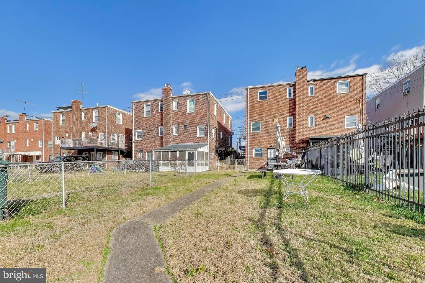 5864 EASTERN AVE NE, WASHINGTON, District Of Columbia 20011, 3 Bedrooms Bedrooms, 6 Rooms Rooms,1 BathroomBathrooms,Residential,For sale,5864 EASTERN AVE NE,DCDC2227312 MLS # DCDC2227312 5864 EASTERN AVE NE, WASHINGTON, District Of Columbia 20011, 3 Bedrooms Bedrooms, 6 Rooms Rooms,1 BathroomBathrooms,Residential,For sale,5864 EASTERN AVE NE,DCDC2227312 MLS # DCDC2227312