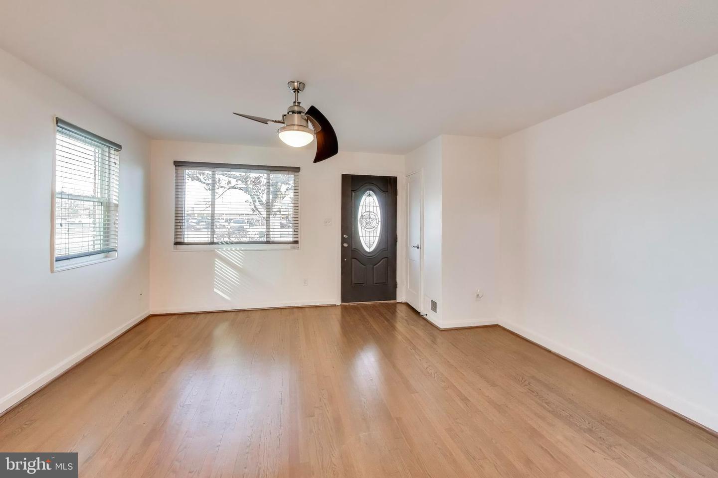 5864 EASTERN AVE NE, WASHINGTON, District Of Columbia 20011, 3 Bedrooms Bedrooms, 6 Rooms Rooms,1 BathroomBathrooms,Residential,For sale,5864 EASTERN AVE NE,DCDC2227312 MLS # DCDC2227312 5864 EASTERN AVE NE, WASHINGTON, District Of Columbia 20011, 3 Bedrooms Bedrooms, 6 Rooms Rooms,1 BathroomBathrooms,Residential,For sale,5864 EASTERN AVE NE,DCDC2227312 MLS # DCDC2227312