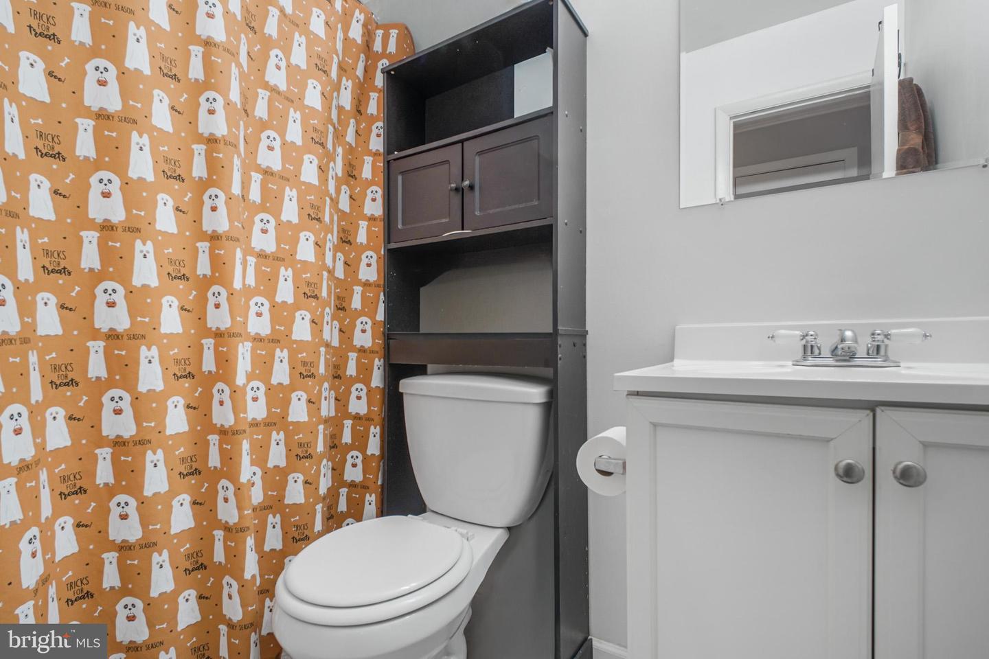 13218 KURTZ RD, WOODBRIDGE, Virginia 22193, 4 Bedrooms Bedrooms, ,3 BathroomsBathrooms,Residential,For sale,13218 KURTZ RD,VAPW2108178 MLS # VAPW2108178