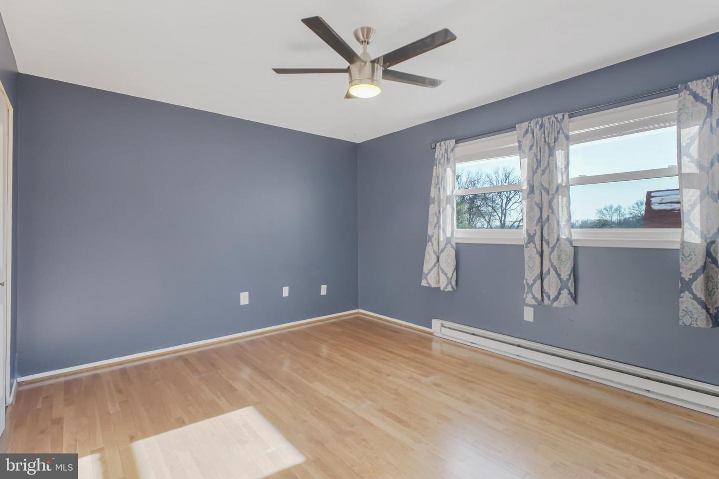 13218 KURTZ RD, WOODBRIDGE, Virginia 22193, 4 Bedrooms Bedrooms, ,3 BathroomsBathrooms,Residential,For sale,13218 KURTZ RD,VAPW2108178 MLS # VAPW2108178