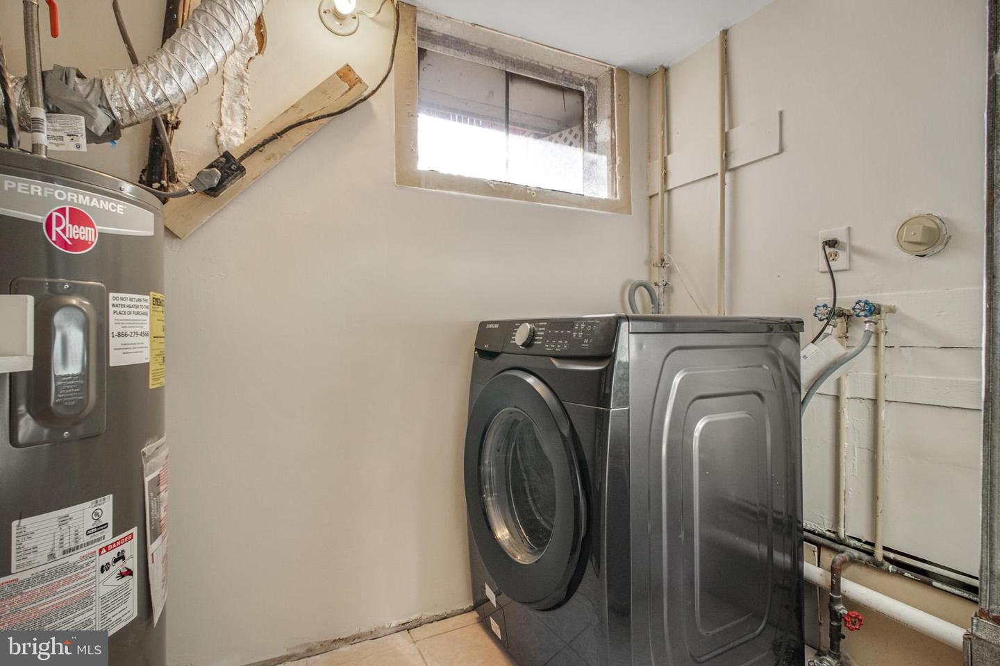 13218 KURTZ RD, WOODBRIDGE, Virginia 22193, 4 Bedrooms Bedrooms, ,3 BathroomsBathrooms,Residential,For sale,13218 KURTZ RD,VAPW2108178 MLS # VAPW2108178