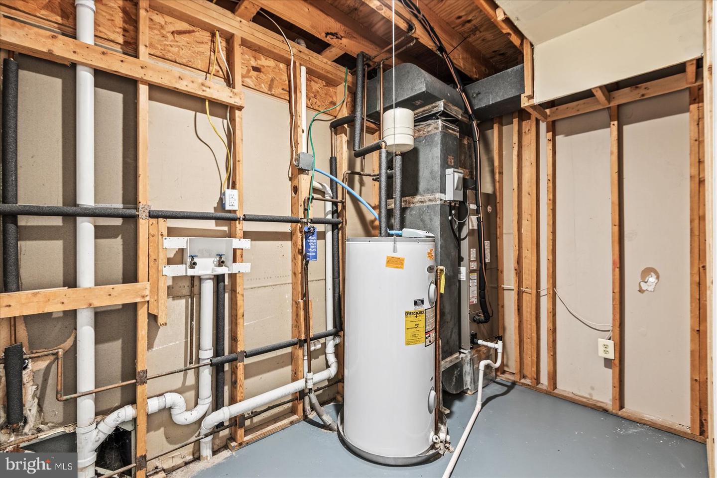 8811 HENLY CT, FREDERICKSBURG, Virginia 22408, 4 Bedrooms Bedrooms, ,2 BathroomsBathrooms,Residential,For sale,8811 HENLY CT,VASP2037800 MLS # VASP2037800 8811 HENLY CT, FREDERICKSBURG, Virginia 22408, 4 Bedrooms Bedrooms, ,2 BathroomsBathrooms,Residential,For sale,8811 HENLY CT,VASP2037800 MLS # VASP2037800